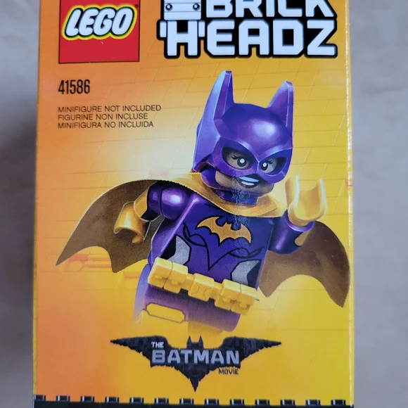 Lego Brickheadz Batgirl #41586 - Picture 4 of 5